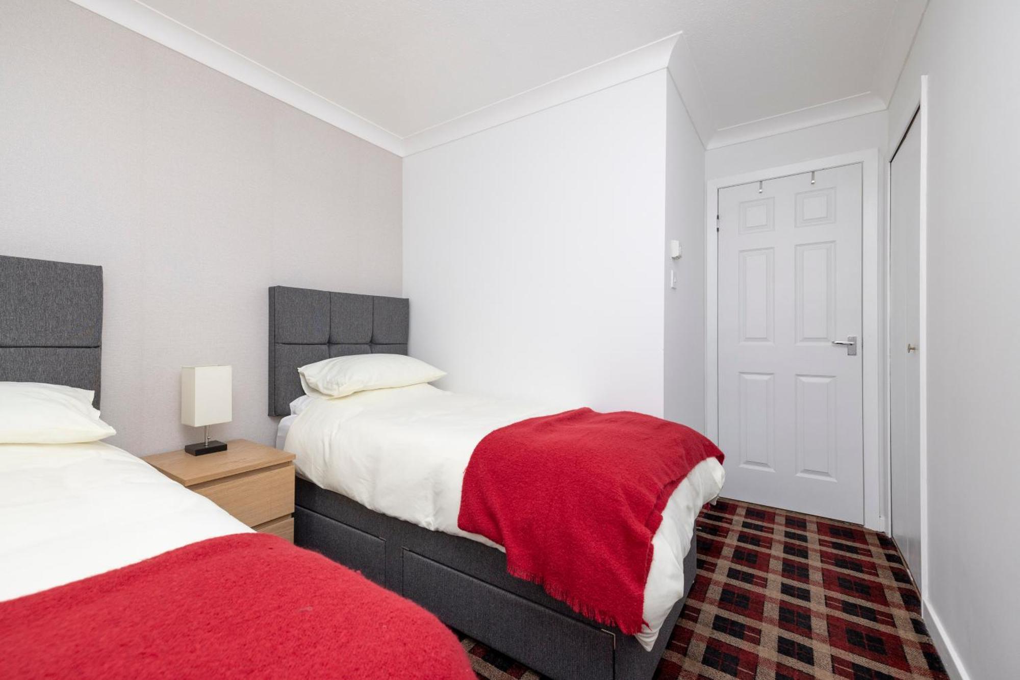 Joivy Beautiful House With Garden & Parking Apartment Pitlochry Bagian luar foto